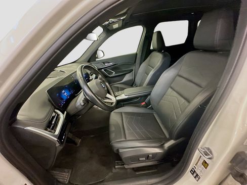 Used 2025 BMW X1 xDrive28i AWD/4WD image 13