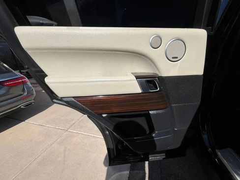 Used 2016 Land Rover Range Rover HSE AWD/4WD image 10