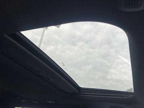 New 2025 Jeep Grand Cherokee L Laredo image 30