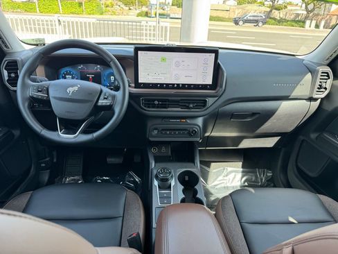 Used 2025 Ford Bronco Sport Outer Banks w/ Outer Banks Tech Package+ image 10