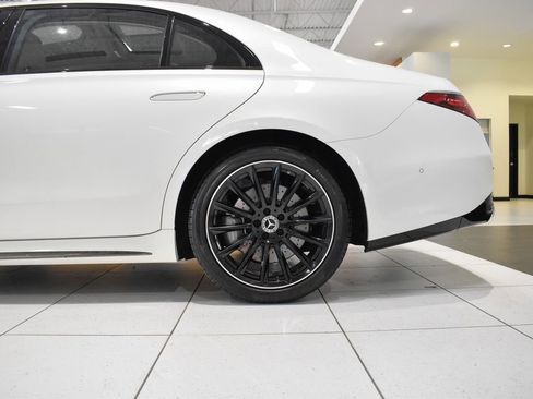 Certified 2023 Mercedes-Benz S 580 4MATIC Sedan image 10