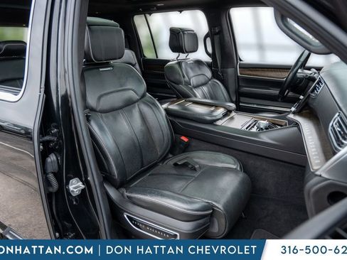 Used 2023 Jeep Grand Wagoneer Series II AWD/4WD image 32