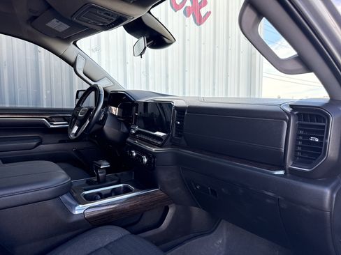 Used 2024 GMC Sierra 1500 Elevation w/ LPO, Elevation Black Package image 36