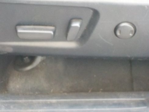 Used 2014 Toyota Tundra Limited w/ Limited Premium Package image 31