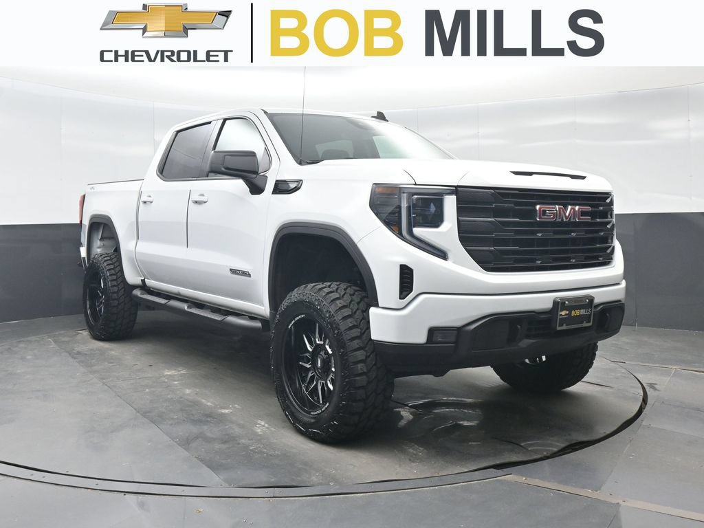 Used 2023 GMC Sierra 1500 Elevation AWD/4WD image 1