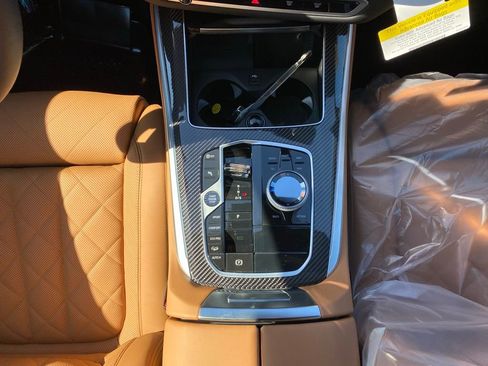 New 2026 BMW X5 M60i image 12