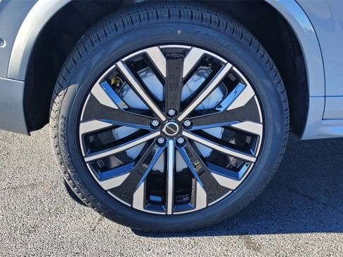New 2026 Volvo XC90 B6 Ultra image 34