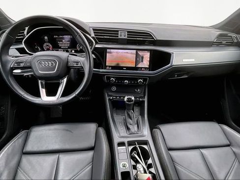 Used 2023 Audi Q3 2.0T Premium Plus w/ Premium Plus Package image 15