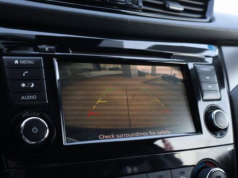 Used 2022 Nissan Rogue Sport S image 33