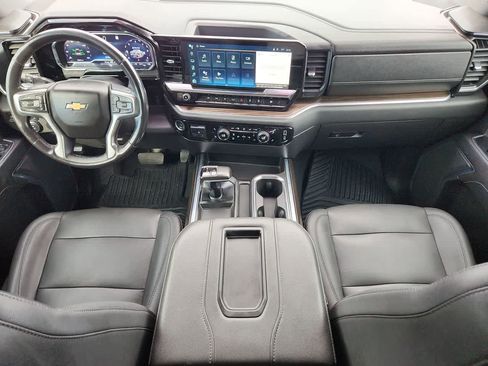 Used 2022 Chevrolet Silverado 1500 LT w/ Z71 Off-Road Package image 14