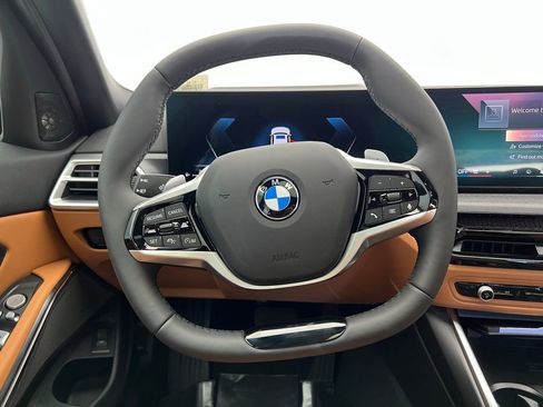 Used 2026 BMW 330i Sedan w/ Premium Package RWD image 17