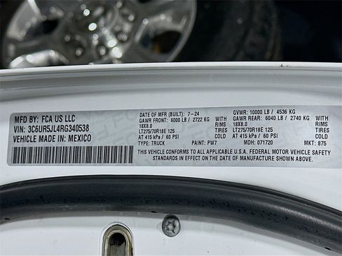 Used 2024 RAM 2500 Big Horn image 37