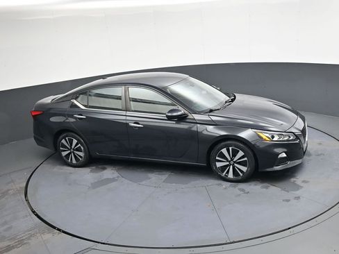 Used 2022 Nissan Altima 2.5 SV image 25