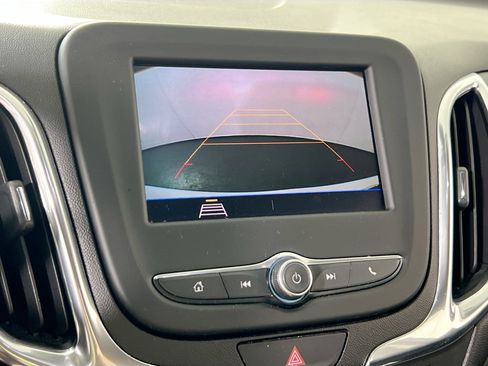 Used 2020 Chevrolet Equinox LT AWD/4WD image 13