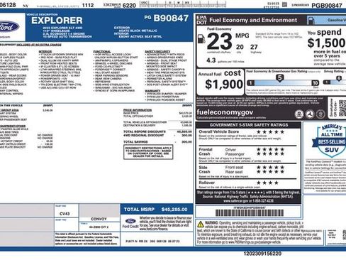 Used 2023 Ford Explorer XLT w/ Equipment Group 202A AWD/4WD image 9