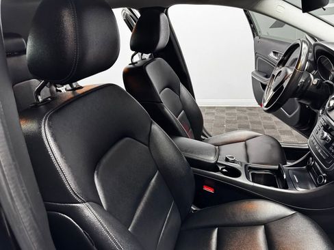 Used 2015 Mercedes-Benz GLA 250 image 53