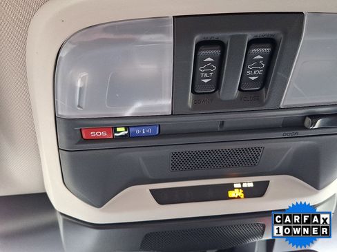 Certified 2024 Subaru Crosstrek 2.0i Premium image 31