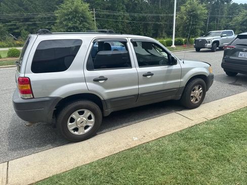 Used 2004 Ford Escape XLT FWD image 3