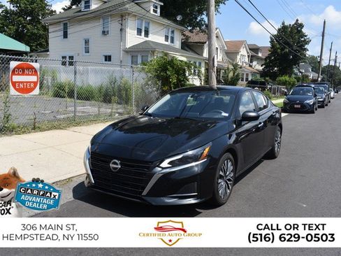 Used 2025 Nissan Altima 2.5 SV FWD image 2