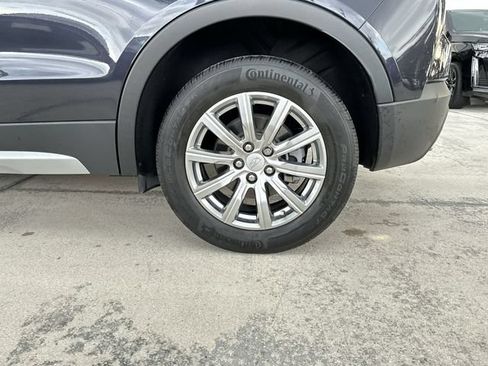 Certified 2023 Cadillac XT4 Premium Luxury FWD image 18