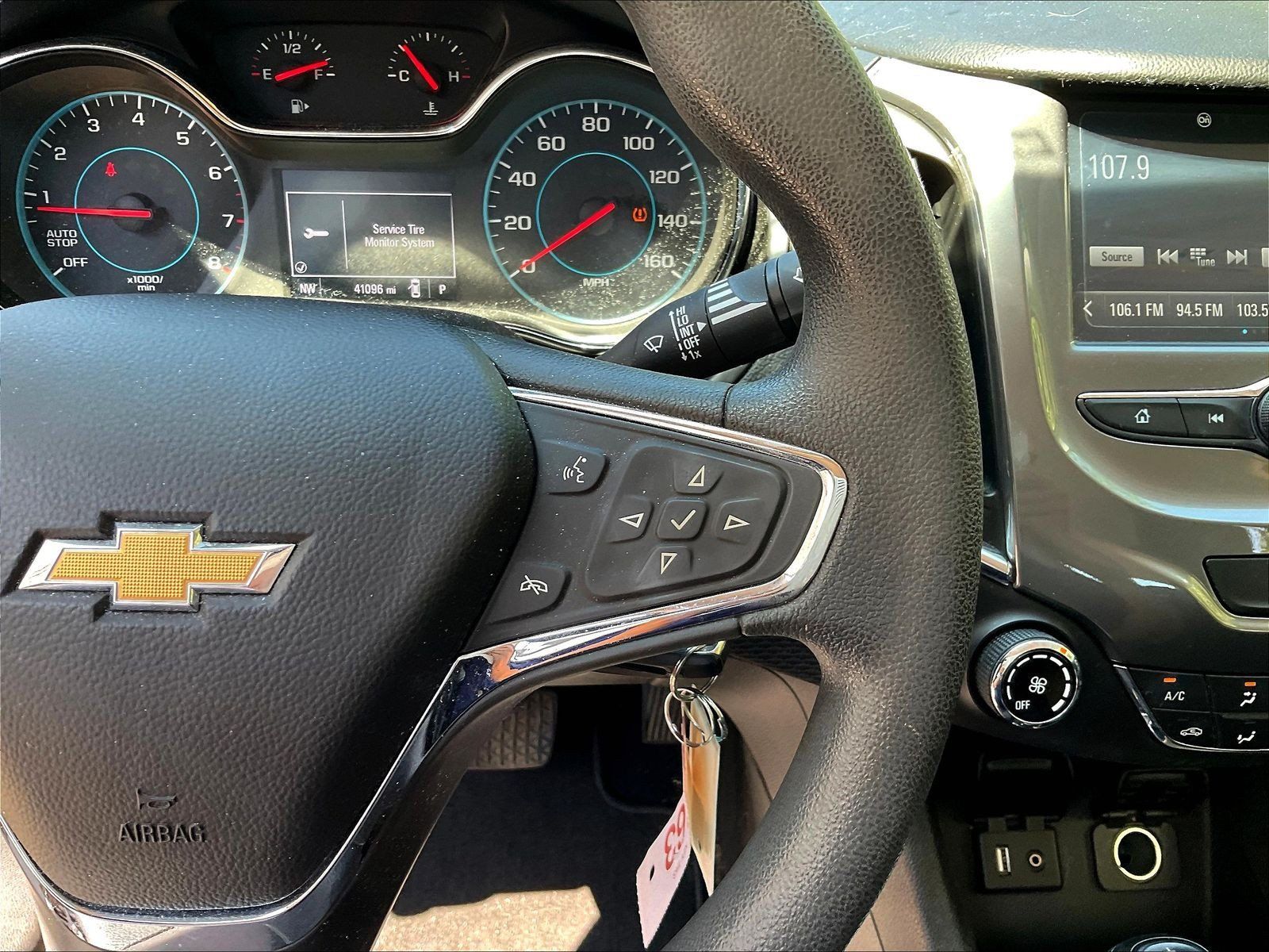 Used 2016 Chevrolet Cruze LT FWD image 13