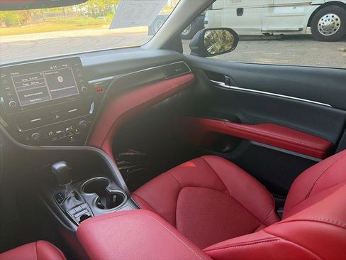 Used 2024 Toyota Camry XSE image 15