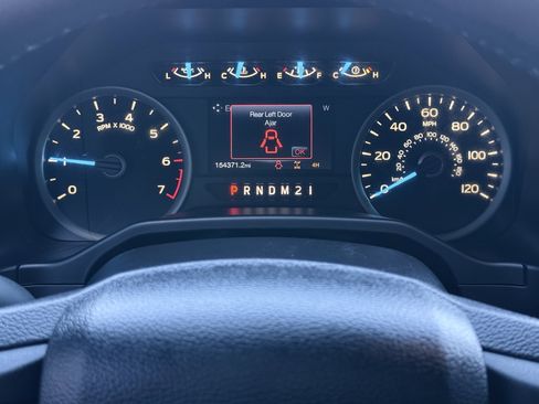 Used 2016 Ford F150 XLT w/ Equipment Group 302A Luxury AWD/4WD image 30