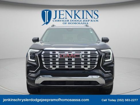 Used 2026 GMC Terrain Denali AWD/4WD image 12
