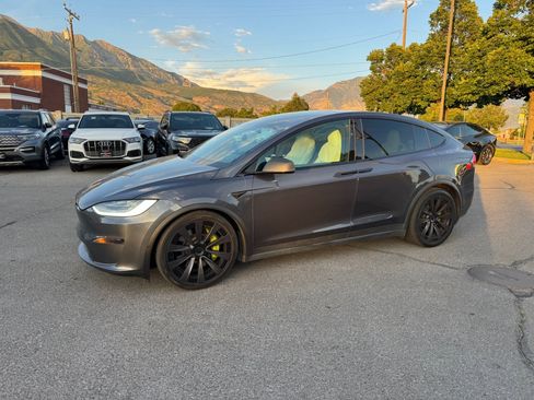 Used 2022 Tesla Model X Plaid AWD/4WD image 1