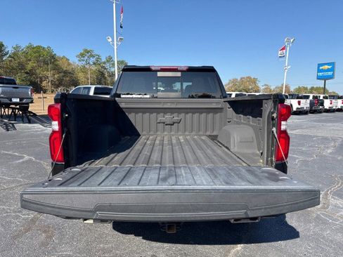 Used 2023 Chevrolet Silverado 1500 RST image 5