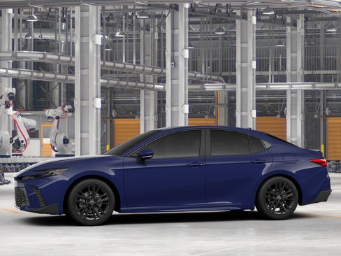 New 2026 Toyota Camry SE FWD image 5