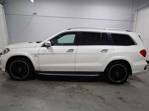 Used 2015 Mercedes-Benz GL 63 AMG 4MATIC image 2