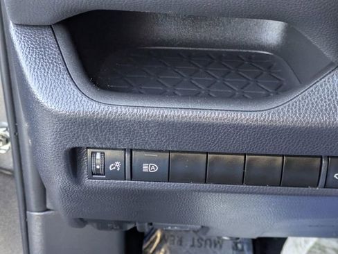 Used 2023 Toyota RAV4 XLE Premium image 23