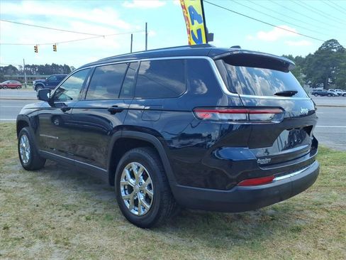 Used 2023 Jeep Grand Cherokee L Limited RWD image 4