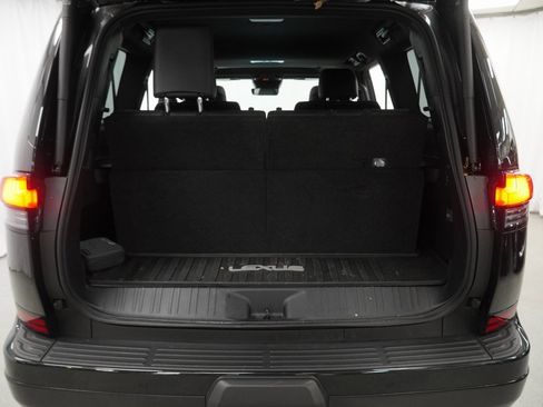 Used 2025 Lexus GX 550 w/ Accessory Package (2T) image 43