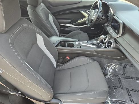 Used 2023 Chevrolet Camaro LT w/ Technology Package RWD image 14