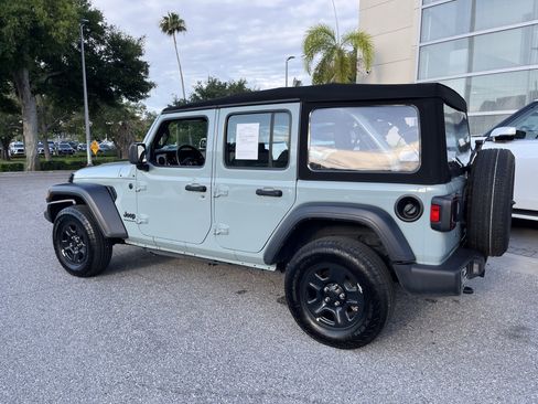 Used 2024 Jeep Wrangler Unlimited Sport AWD/4WD image 6
