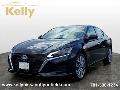 Certified 2025 Nissan Altima 2.5 SL