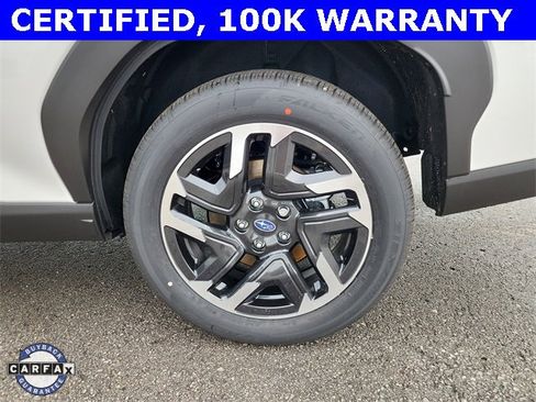 Used 2025 Subaru Forester Premium image 27