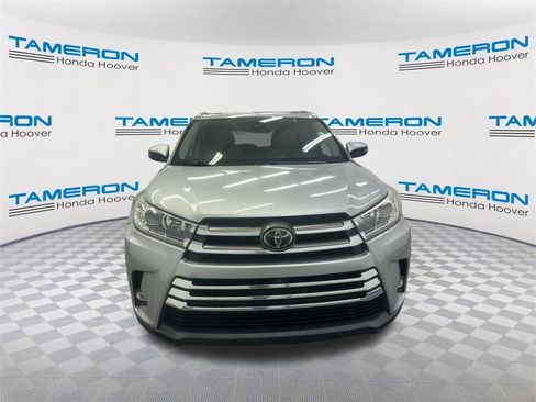 Used 2019 Toyota Highlander Limited Platinum image 8
