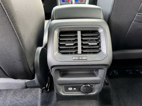 Certified 2024 Volkswagen Tiguan SE R-Line image 35