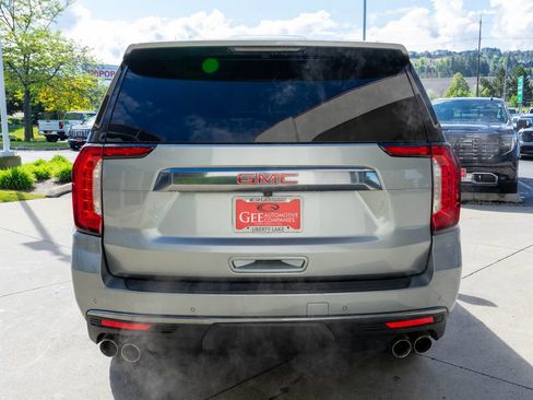 Certified 2024 GMC Yukon AT4 w/ AT4 Premium Package AWD/4WD image 6
