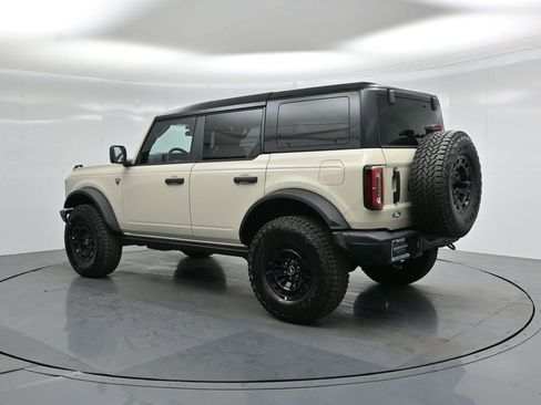 New 2026 Ford Bronco Badlands image 6