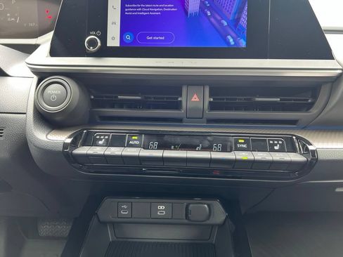 New 2027 Toyota Prius XLE FWD image 23