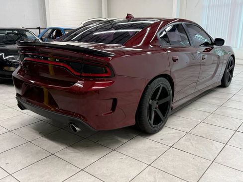 Used 2017 Dodge Charger R/T Scat Pack w/ Driver Confidence Group RWD image 9