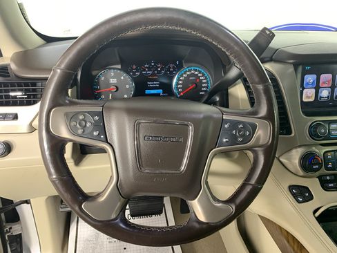 Used 2020 GMC Yukon Denali w/ Denali Ultimate Package RWD image 22
