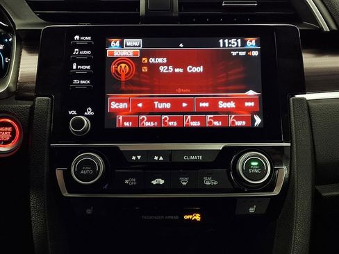 Used 2020 Honda Civic EX image 24