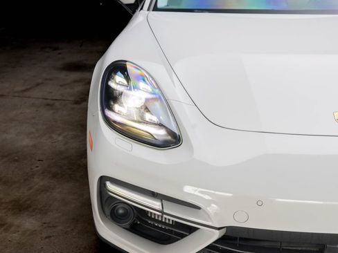 Used 2018 Porsche Panamera Turbo S w/ Assistance Package AWD/4WD image 9