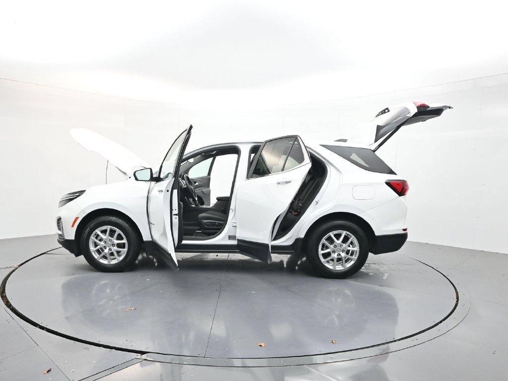 Used 2024 Chevrolet Equinox LT AWD/4WD image 34