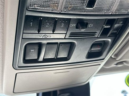 Used 2022 Toyota 4Runner SR5 Premium image 42